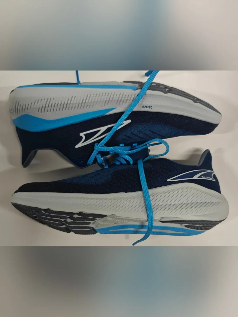 Altra comfortable navy